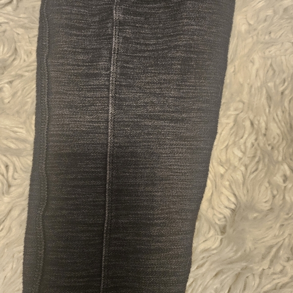 Lululemon leggings size 6 - Picture 7 of 12